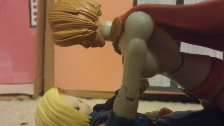 Android 18 vs Power girl