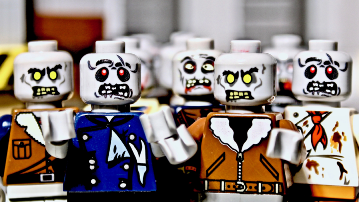 Lego Zombie Invasion (2019)