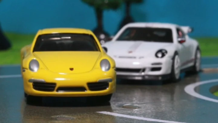Porsche Duel Stop Motion