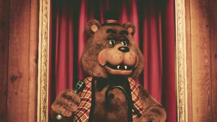 Freddy Fazbear sings Rock Around the Clock
